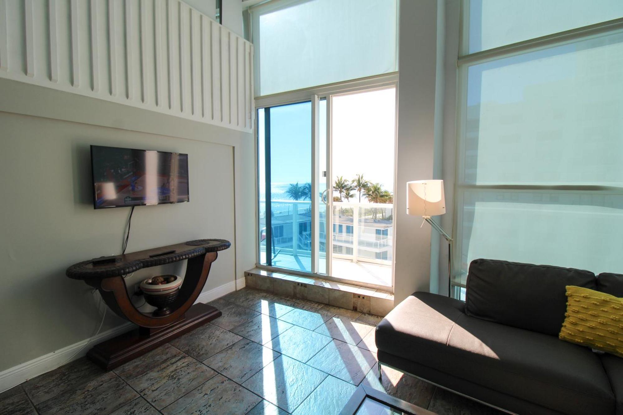 הוילה מיאמי ביץ' Castle M16 Oceanview Loft With Beach Access, Pool, Tennis And Free Parking! מראה חיצוני תמונה